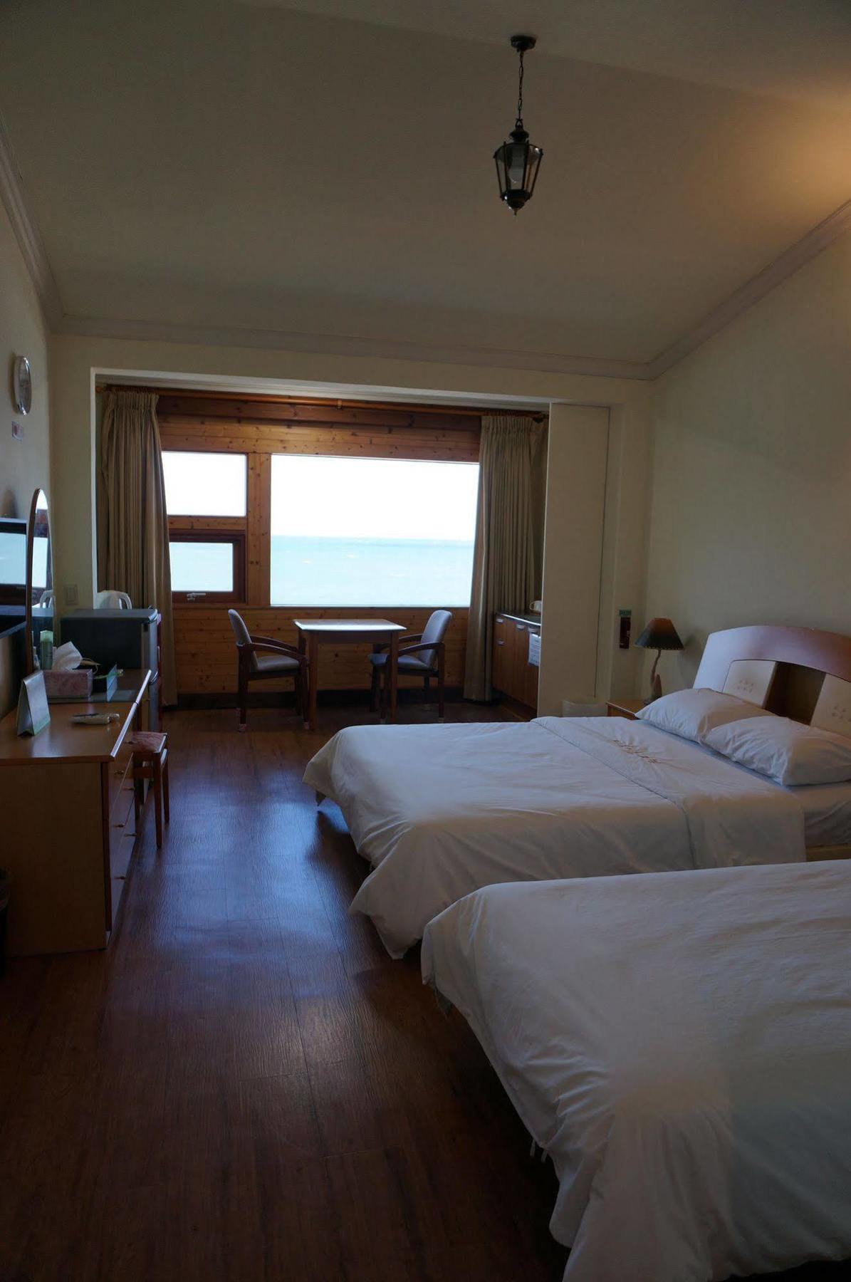 Park Beach Hotel Jeju by Eksteriør bilde
