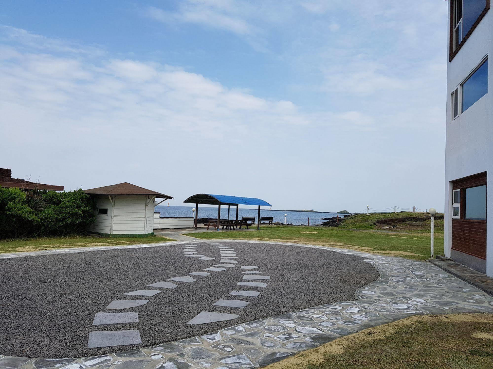 Park Beach Hotel Jeju by Eksteriør bilde